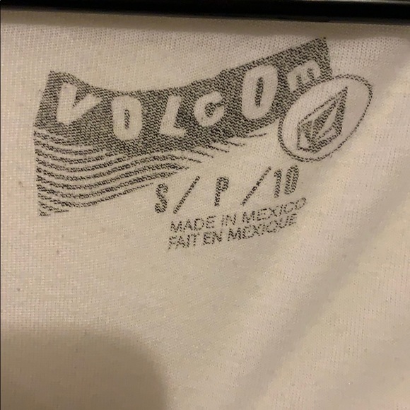 White Volcom vneck tee - Picture 2 of 3